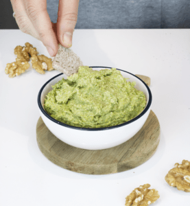 Paté saludable de espárragos verdes y puerro